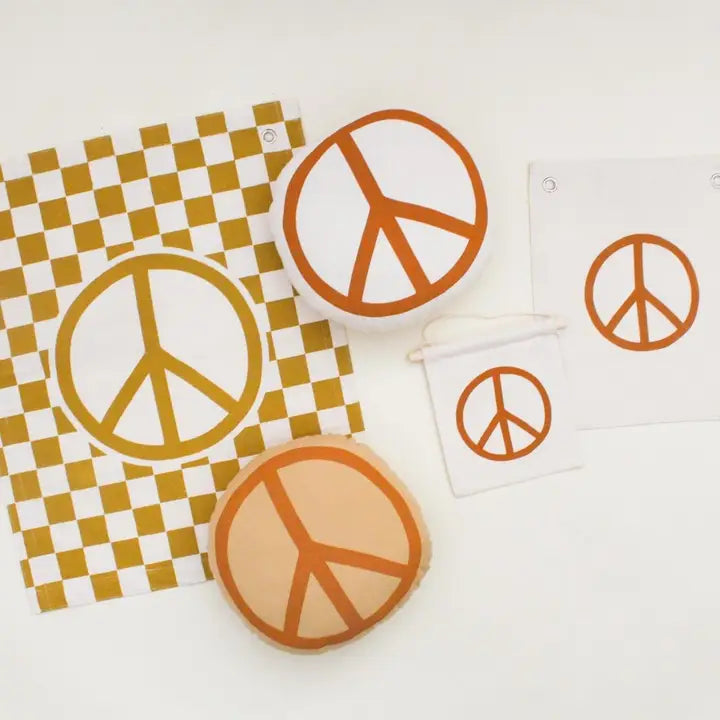CHECKERED PEACE SIGN - CANVAS BANNER
