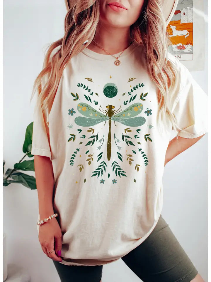 DRAGONFLY AND FERNS, VINTAGE, BOHO DESIGN - TEE