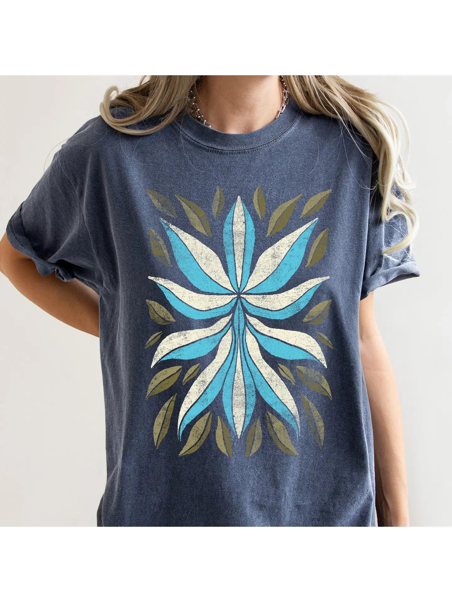 BOHO FOLK ART FLOWER AND LEAVES - TEE