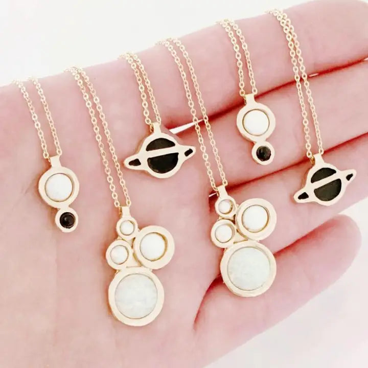 NEBULA NECKLACE WITH OPAL