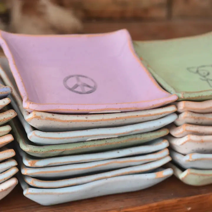 PEACE - SQUARE DISH