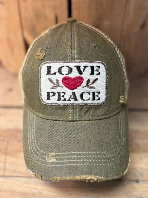 BOHO TRUCKER HAT - PEACE LOVE - GREEN