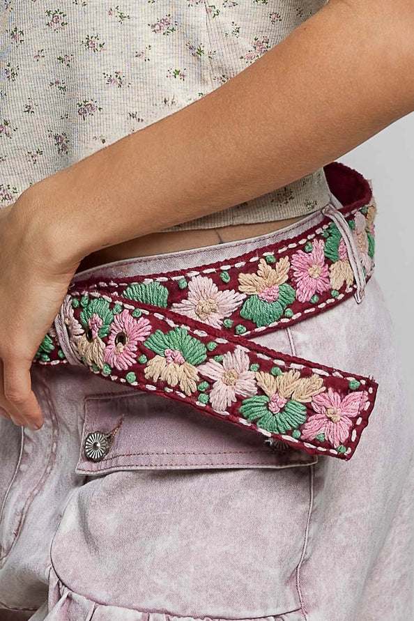HANDCRAFTED EMBROIDERED FLORAL BOHO BELT - BRICK MULTICOLOR - ONE SIZE
