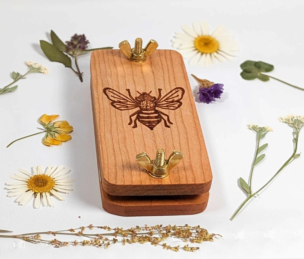 POCKET SIZED FLOWER PRESS WITH BEE DESIGN - 2" X 4"