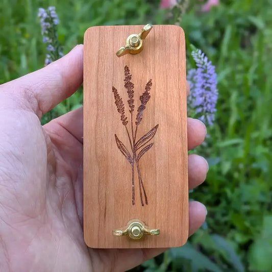 POCKET SIZED FLOWER PRESS WITH LAVENDER DESIGN - 2" X 4"