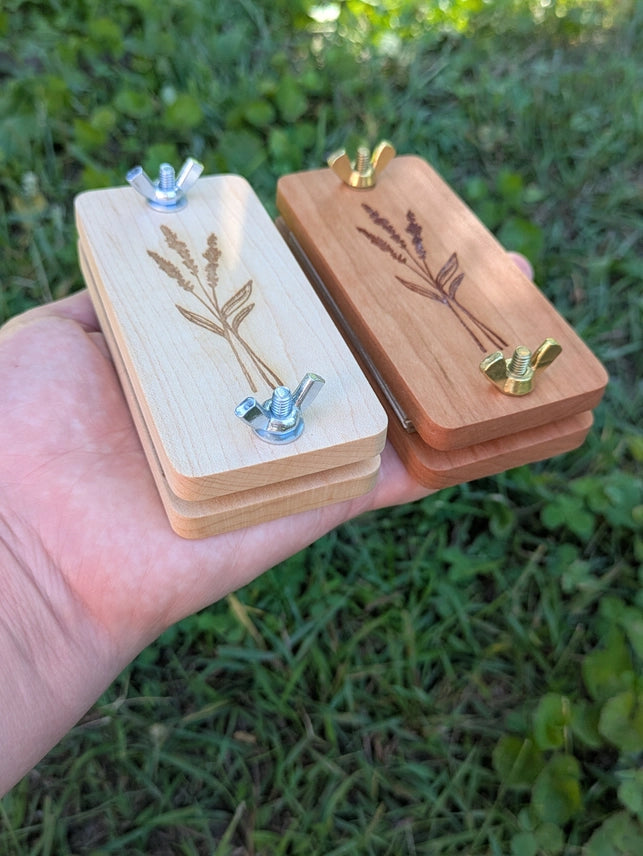 POCKET SIZED FLOWER PRESS WITH LAVENDER DESIGN - 2" X 4"