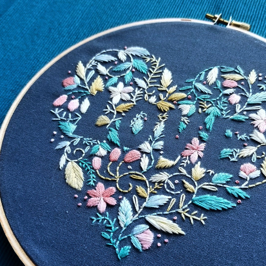 LOVE BEGINNER HAND EMBROIDERY KIT